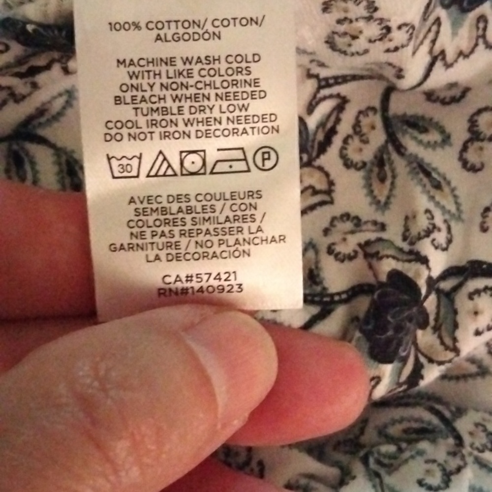 NWT LOFT Floral Top Size LP - Picture 6 of 7